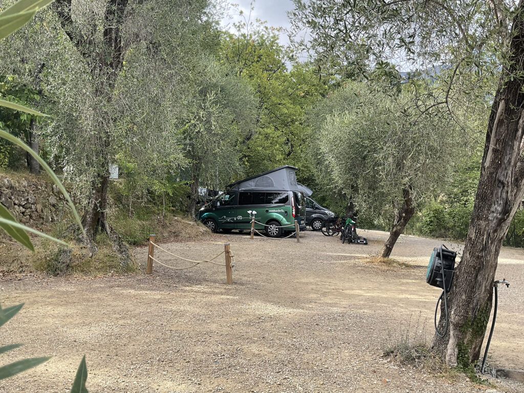 Camping Les Gorges du Loup - Cote d azur Top emplacement